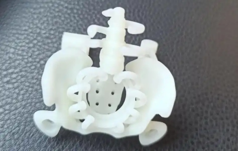深圳3D打印能打印像蜡烛一样的易溶材质吗？