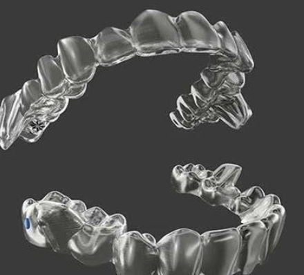每天戴的3d打印牙套是用什么安全材料打印出来的？