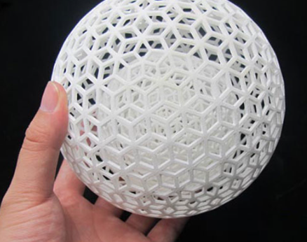 3D打印优势如何解决定制化产品开发慢、成本高的痛点？