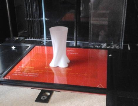 3D打印放样功能如何生成平滑过渡的复杂曲面？